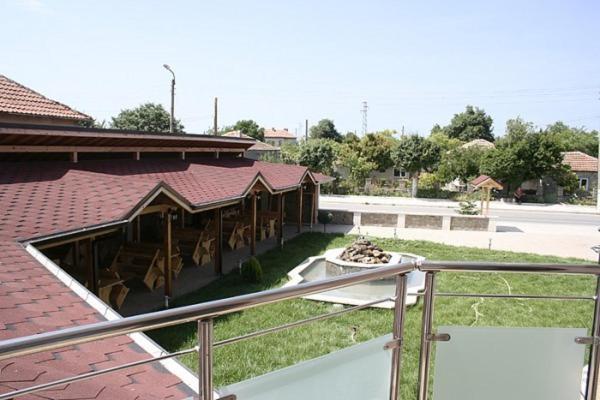 Hotel Akre Каварна Экстерьер фото